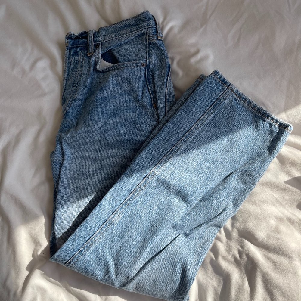 Aritzia Denim Forum Joni High Rise Loose Jeans 26L Size 24